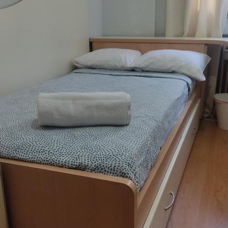 Habitacion Individual Con Bano Y Cocina Compartida Hotel มาดริด ภายนอก รูปภาพ