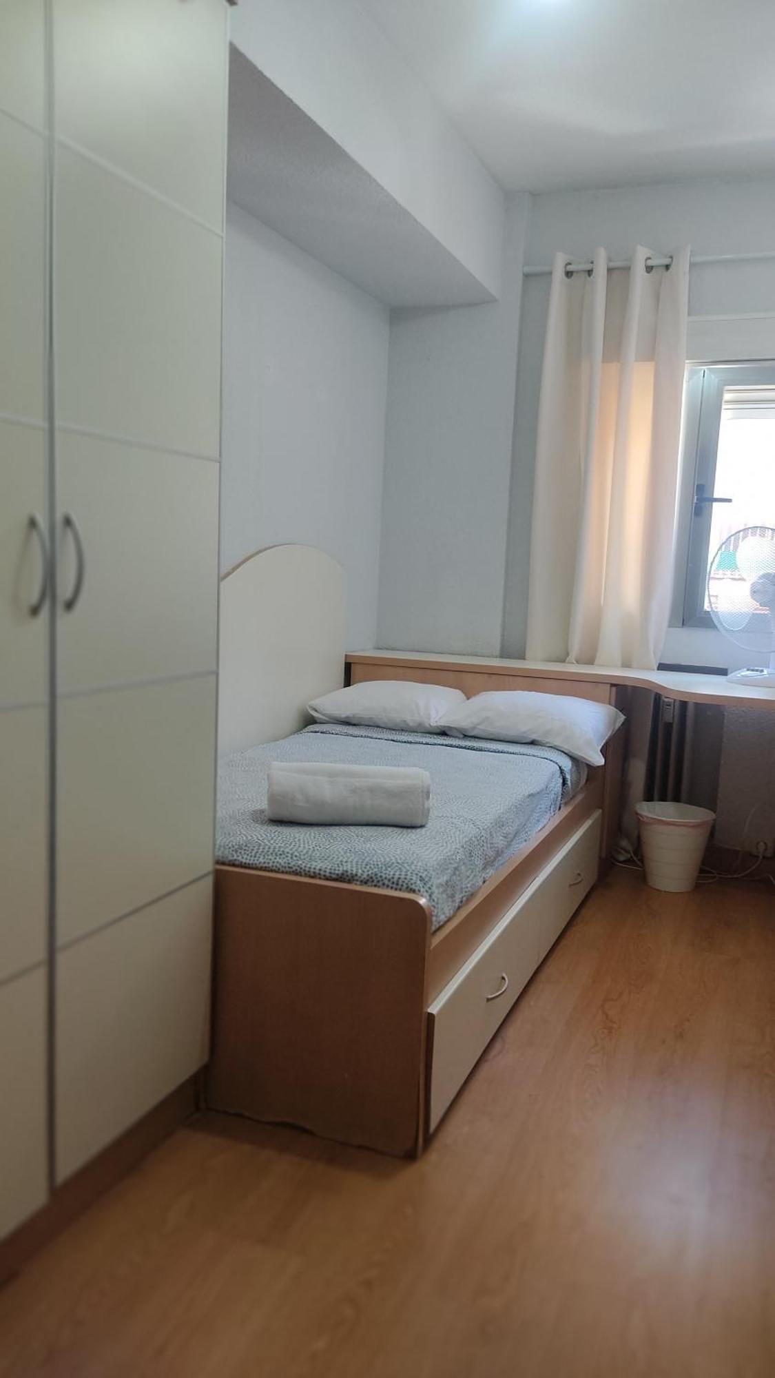 Habitacion Individual Con Bano Y Cocina Compartida Hotel มาดริด ภายนอก รูปภาพ